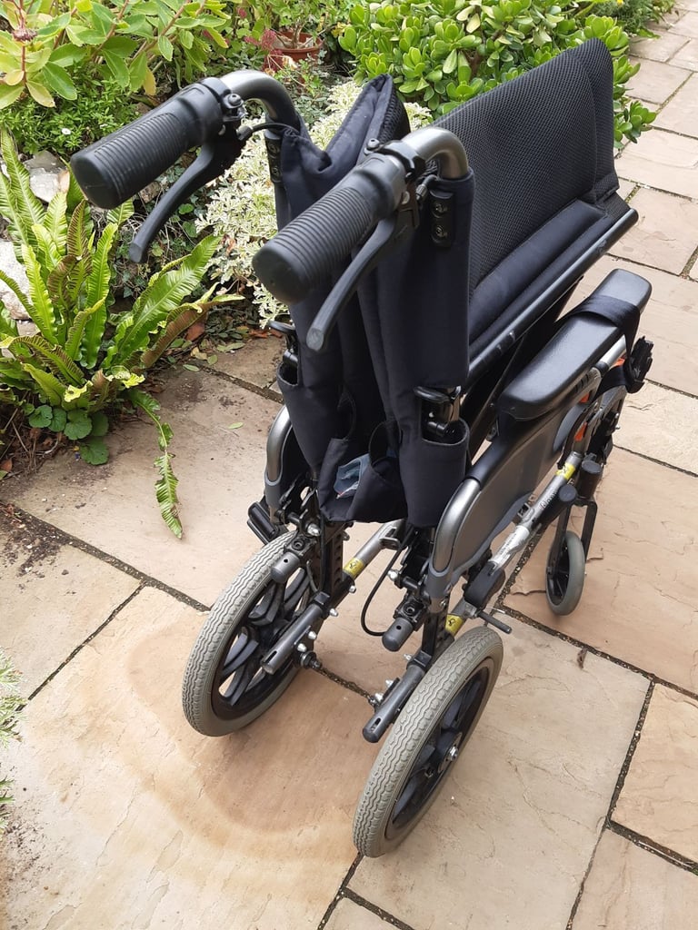 Wheelchair 