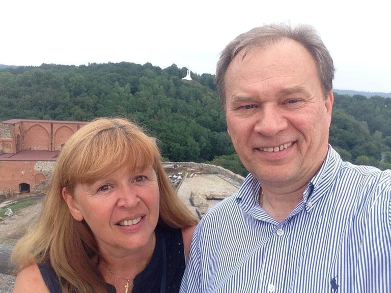 Ukrainian couple seeking live-in caretaker/gardener role with accommodation