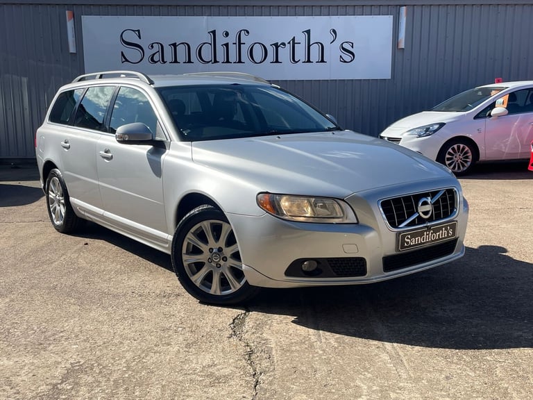 image for 2010 Volvo V70 2.0D SE 5dr ESTATE DIESEL Manual