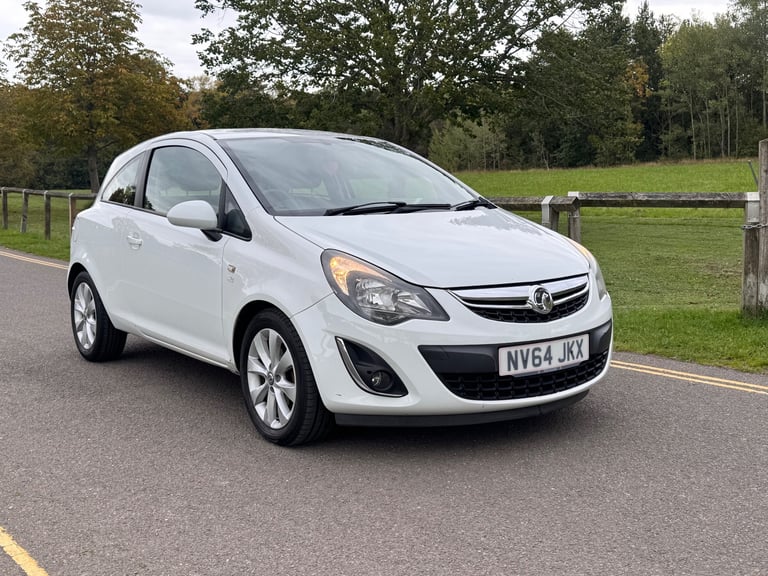 2014 Vauxhall Corsa 1.2 excite. Cheap small car 