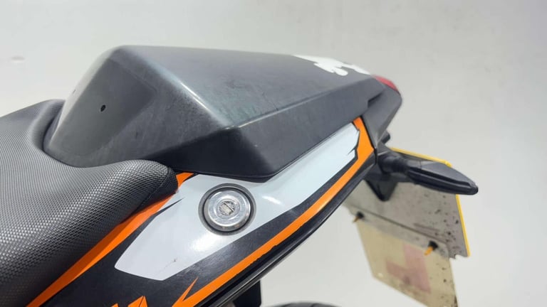 KTM Duke 2014 31K GREAT RUNNING SUPERMOTO BIKE 125CC 15BHP