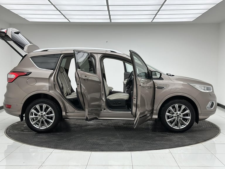2019 Ford Kuga 2.0 TDCi 180 5dr Auto HATCHBACK DIESEL Automatic