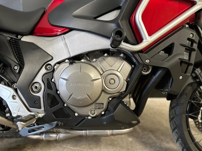 Stunning 2014/64 Honda VFR1200 CrossTourer Motorcycle 