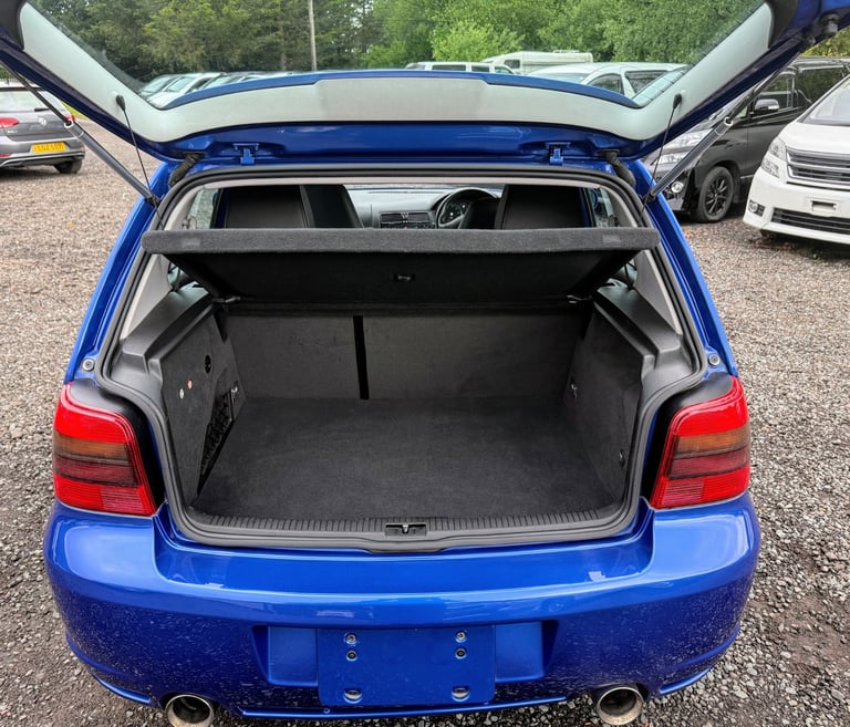 FRESH IMPORT 2004 VW GOLF R32 MK4 BLUE 3.2 V6 PETROL 5 DOOR 6 SPEED MANUAL