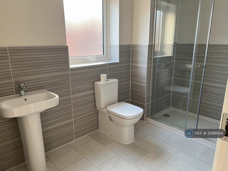 4 bedroom house in Wheaton Road, Bristol, BS34 (4 bed) (#2598654)