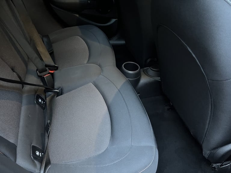 2017 MINI Hatch 1.5 Cooper D 5dr Auto HATCHBACK DIESEL Automatic