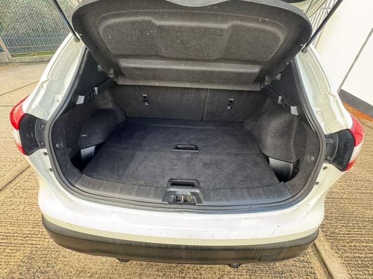 2015 15 NISSAN QASHQAI 1.6 DCI N-TEC+ SUV 5DR DIESEL XTRON 2WD EURO 6 (S/S) (130