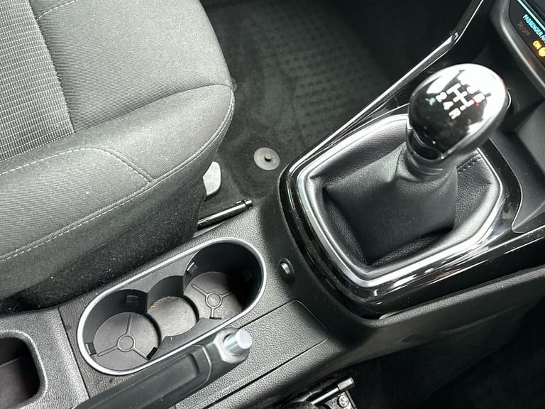  Ford B Max 1.5 Tdci Titanium Navigator MPV 5dr Diesel Manual Euro 6 s/s 95 Ps