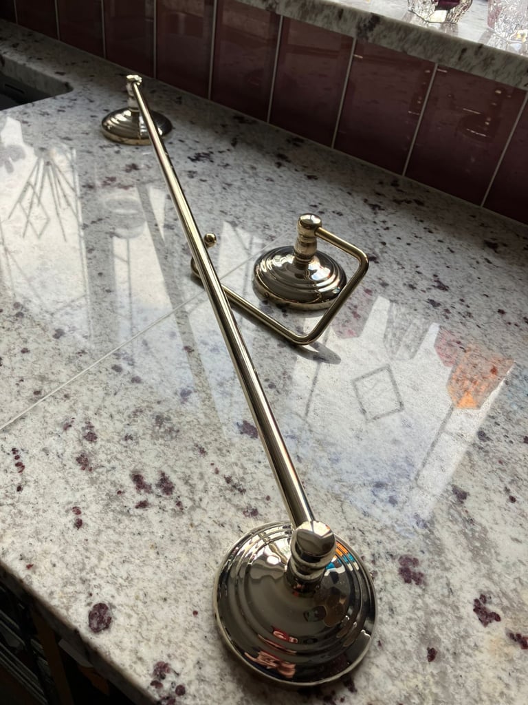 Towel Rail & Toilet Roll Holder