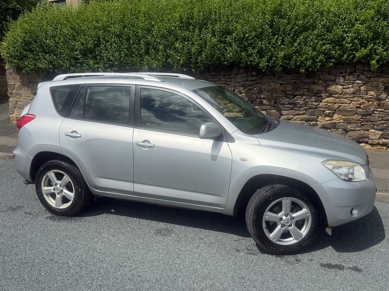 image for 2006 TOYOTA RAV-4 2.0 XT3 VVT-I PETROL MANUAL 5 DOORS SILVER