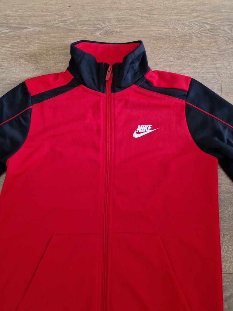 Kids Nike Zipped Tracksuit Jacket Age 10-12  Years