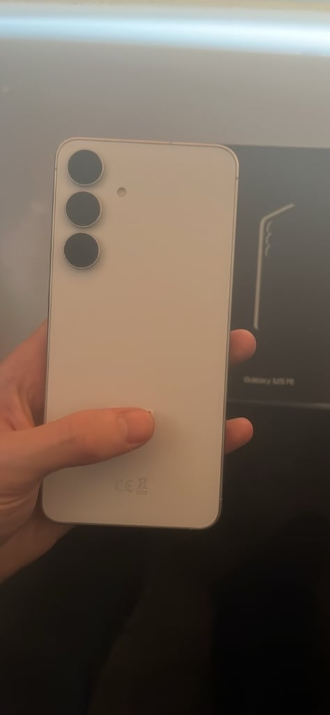 image for Samsung Galaxy S25 FE