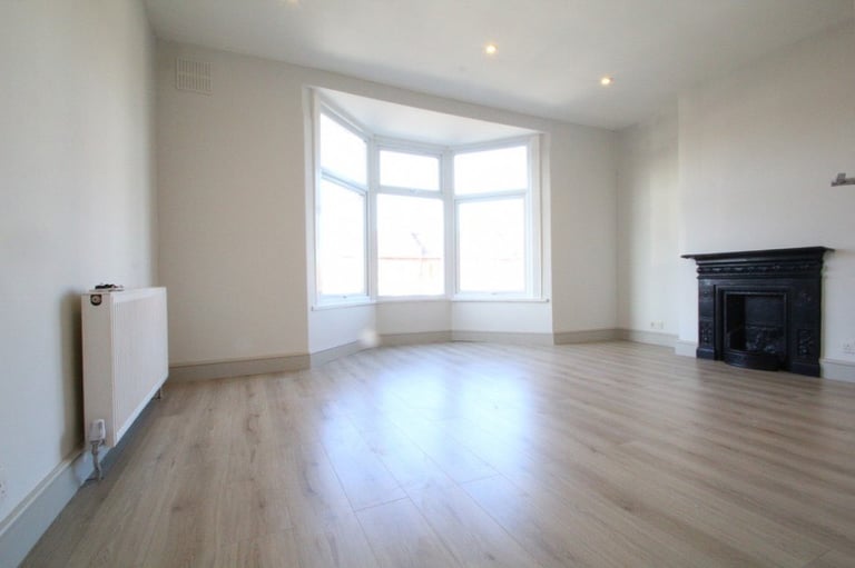 Hane Estate Agents offer a stylish, newly refurbished one-bedroom flat on the first floor. 