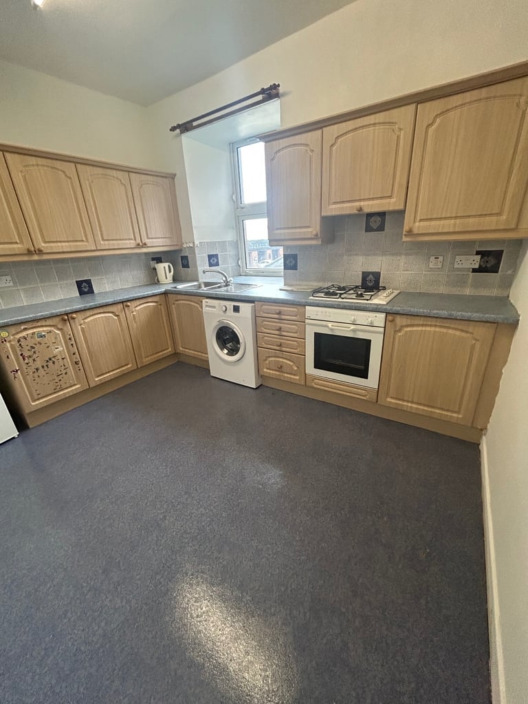 1-Bedroom Flat for Rent – West Blackhall Street, Greenock