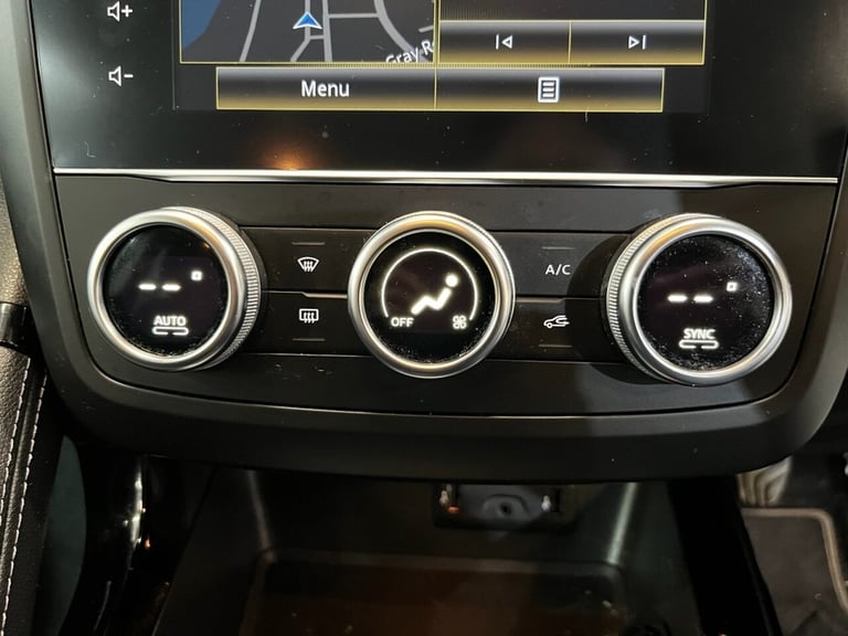 2019 Renault Kadjar 1.3 TCe Iconic SUV 5dr Petrol Manual Euro 6 (s/s) (140 ps) HATCHBACK Petrol M...