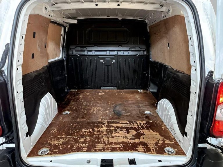 2022 Vauxhall Combo 1.5 Turbo D 2300 Dynamic L1 H1 Euro 6 4dr Manual Panel Van Diesel Manual