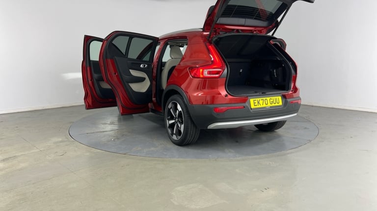2020 Volvo XC40 Inscription Pro, B4 AWD mild hybrid Estate Petrol Automatic