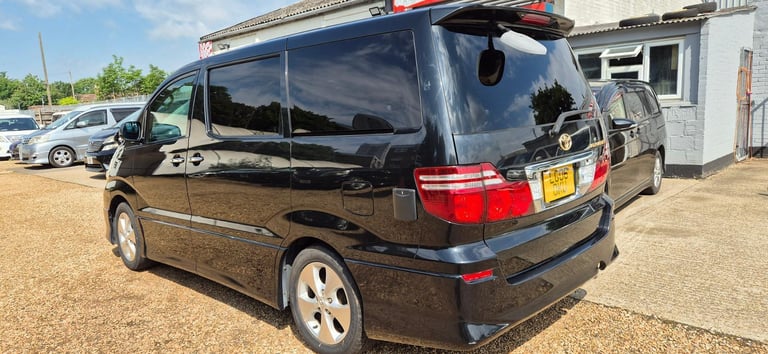 TOYOTA ALPHARD 2 BERTH CAMPERVAN WITH REAR CONVERSION AND FRIDGE