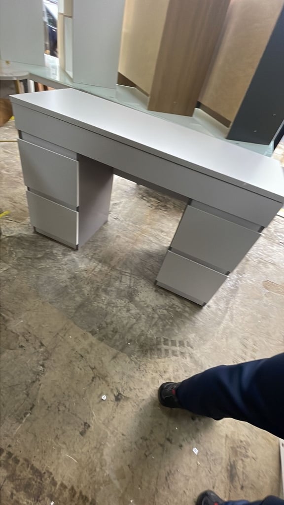 image for Dresser £60 