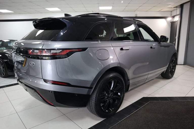 2018 68 LAND ROVER RANGE ROVER VELAR 2.0 D240 R-DYNAMIC SE SUV 5DR DIESEL AUTO 4