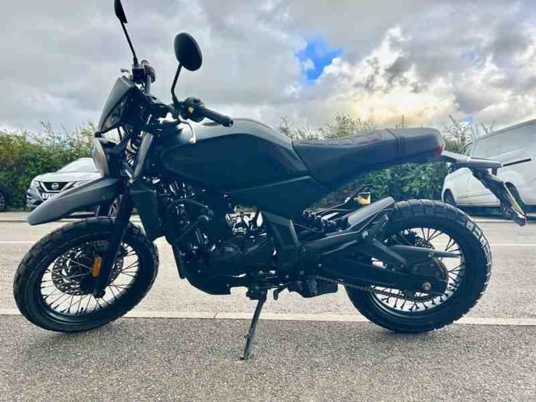 LEXMOTO RSS SCRAMBLER 125