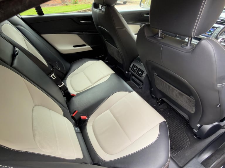 2016 Jaguar XE 2.0d R-Sport Auto Euro 6 (s/s) 4dr SALOON Diesel Automatic