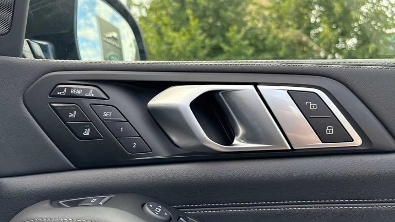 2025 BMW X7 xDrive40d MHT M Sport 5dr Step Auto ESTATE DIESEL Automatic