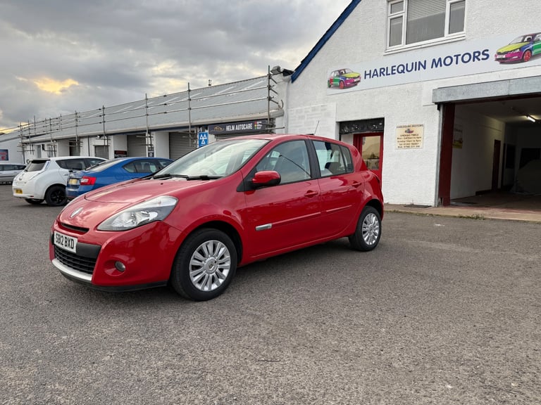 image for 2012 RENAULT CLIO 1.2 ONLY 44K NEW MOT BRAKES TURES TIMING NELT SERVUCED WARRANTY