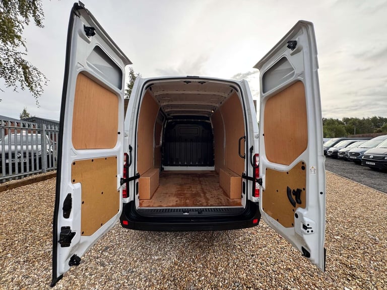 2021 Renault Master 2.3 Master MM35 Business+ dCi Panel Van Diesel Manual