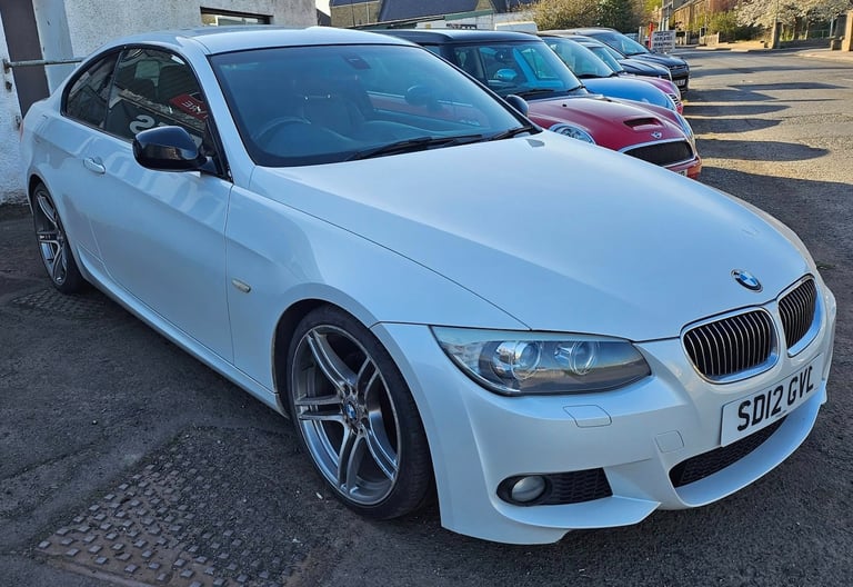 2012 BMW 3 Series 318I SPORT PLUS EDITION 2-Door Petrol