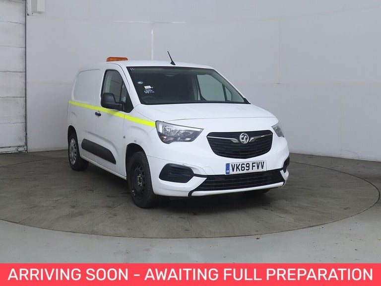 image for  Vauxhall Combo 1.5TD 2000 SPORTIVE SWB 100PS Small Van Diesel Manual