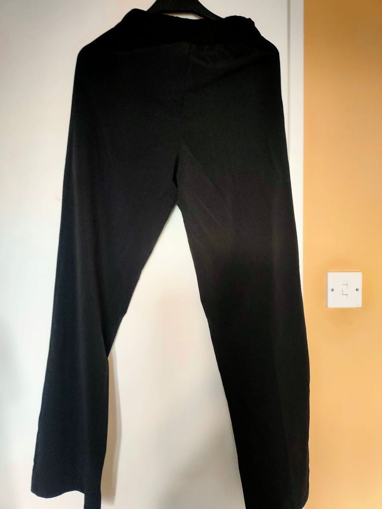 BRAND NEW GOODMOVE WIDE LEG PANT