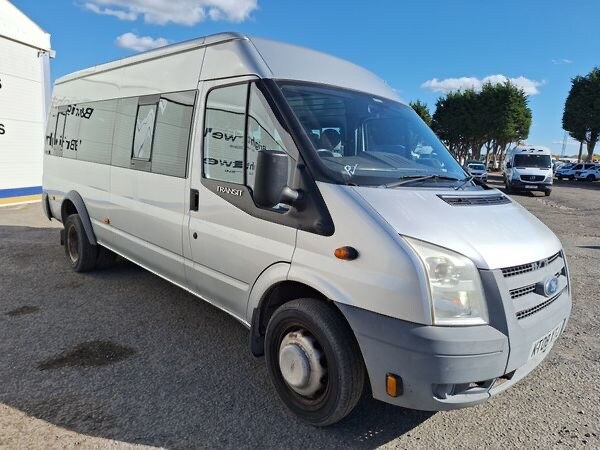 image for 2008 Ford Transit 2.4  Minibus 5dr 17 Seats Diesel Manual RWD L4 H2  Diesel