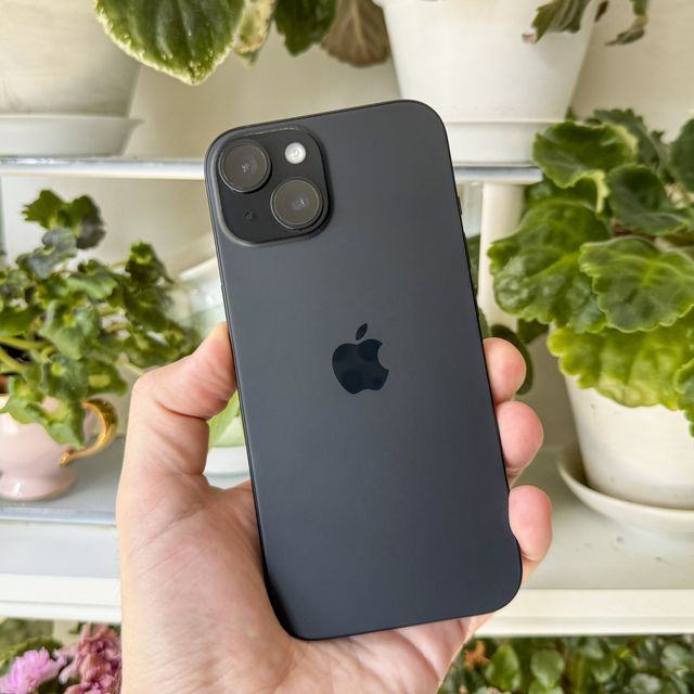 image for Unlocked Like New Used Apple Iphone 15 One Year Warranty  
