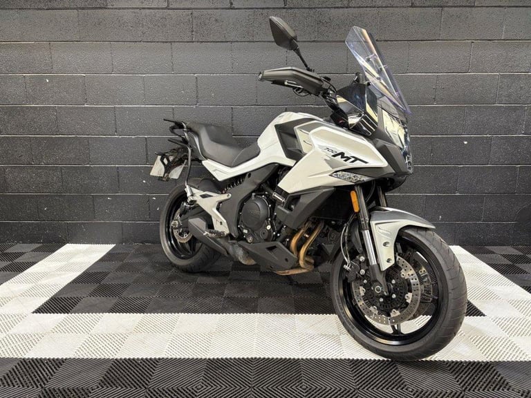 2025 74 CFMOTO 700MT 700 MULTI-FUNCTION TOURING PETROL MANUAL EURO 5 (66 PS)