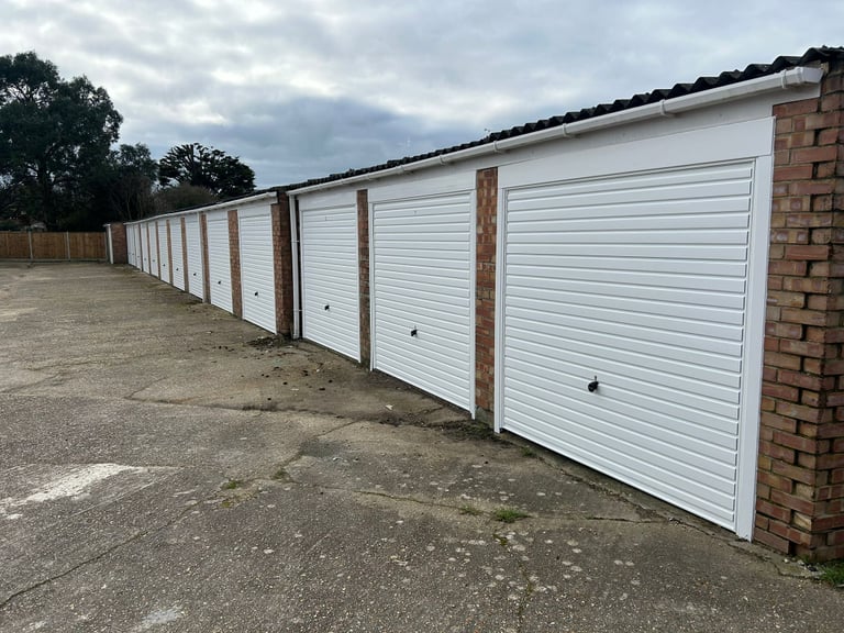 Garages to rent: The Old Road (r/o No 24) Cosham, Portsmouth, PO6 2SP - GATED SITE, NEW DOORS FITTED
