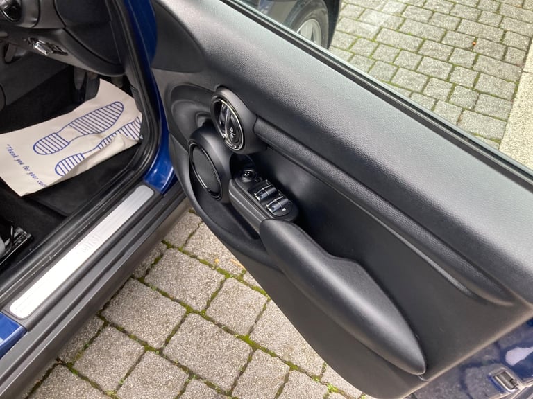 2015 MINI Hatch 1.2 One 5dr HATCHBACK PETROL Manual