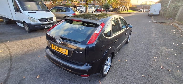 2006 Ford Focus 1.6 Zetec 5dr [Climate Pack] HATCHBACK PETROL Manual