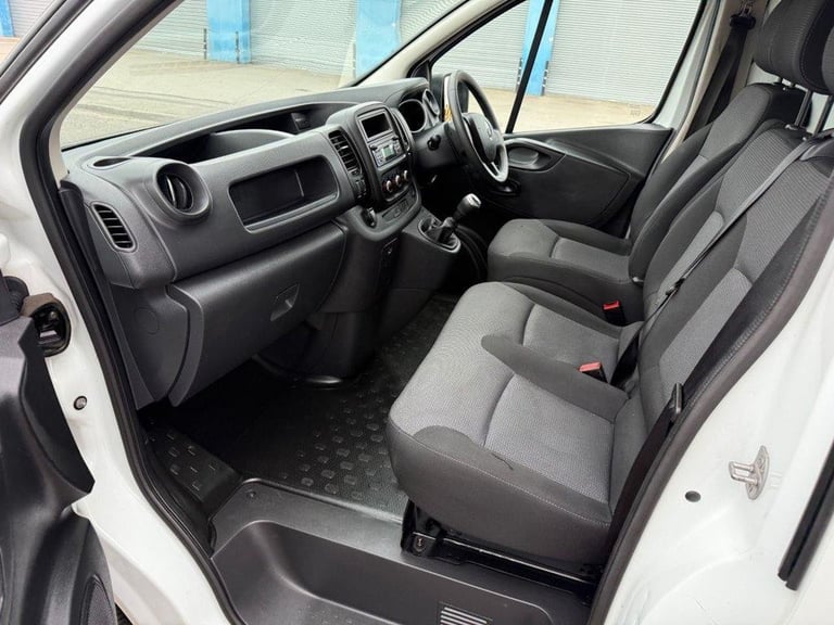 2021 21 RENAULT TRAFIC 2.0 DCI ENERGY 30 BUSINESS PANEL VAN 5DR DIESEL MANUAL LW