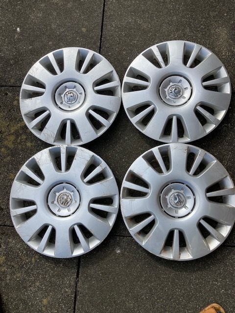 Vauxhall Astra H / Zafira B 16” – 4No wheel trims Part No GM  132427076 QH