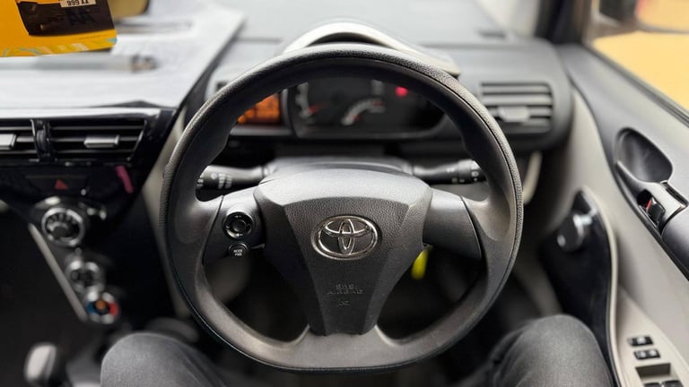 2013 Toyota iQ automatic 1.3 petrol