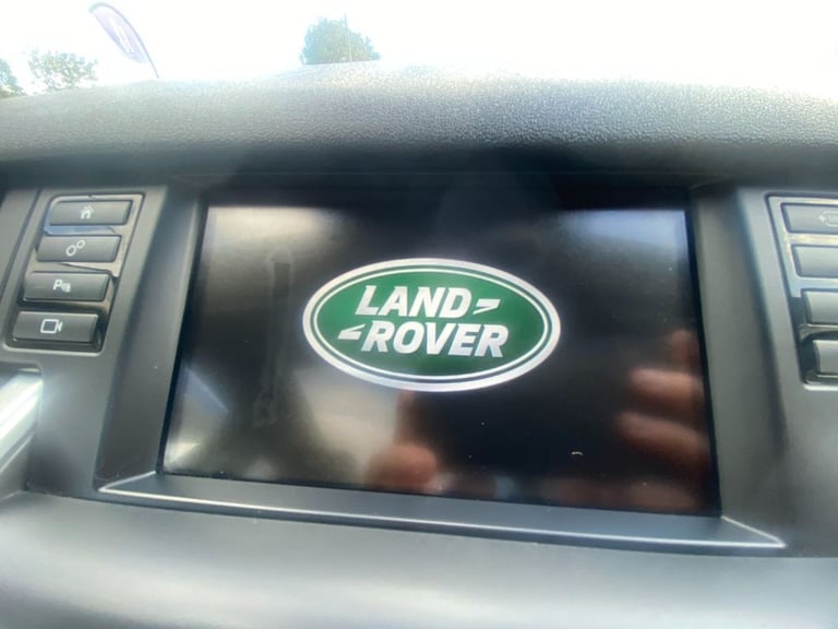 2018 Land Rover Discovery Sport 2.0 TD4 HSE SUV 5dr Diesel Auto 4WD Euro 6 (s/s) (180 ps) ESTATE ...