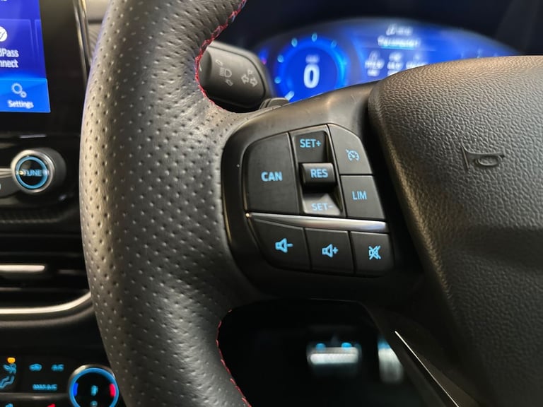 2023 Ford Puma 1.0 EcoBoost Hybrid mHEV ST 5dr DCT HATCHBACK PETROL Automatic