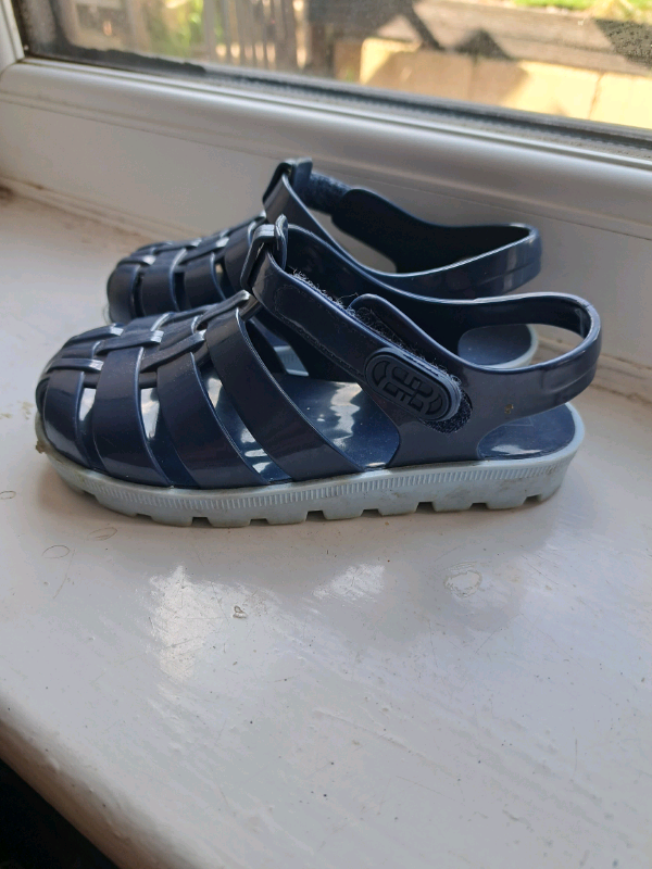 River island boys sandals store