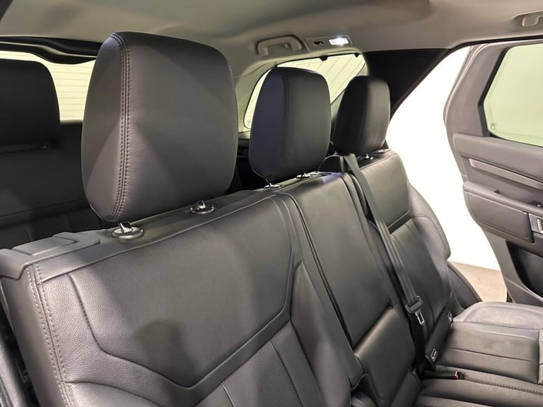 2020 Land Rover Discovery 3.0 SD V6 SE SUV 5dr Diesel Auto 4WD Euro 6 (s/s) (306 ps) ESTATE Diese...