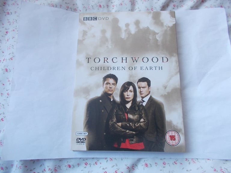 DVD  /SPIDERMAN  / TORCHWOOD  / LONGEST DAY  /DR  WHO  WILL SEPERATE £4. EACH