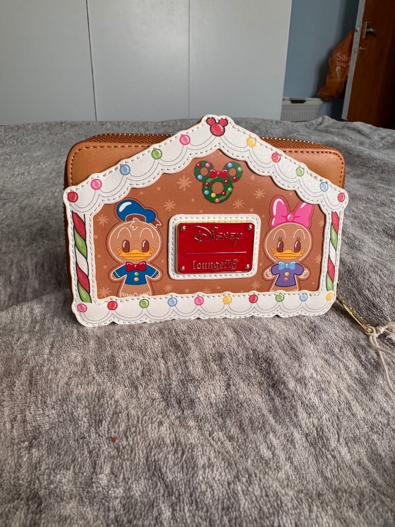 Disney Christmas Loungefly purse NEW 