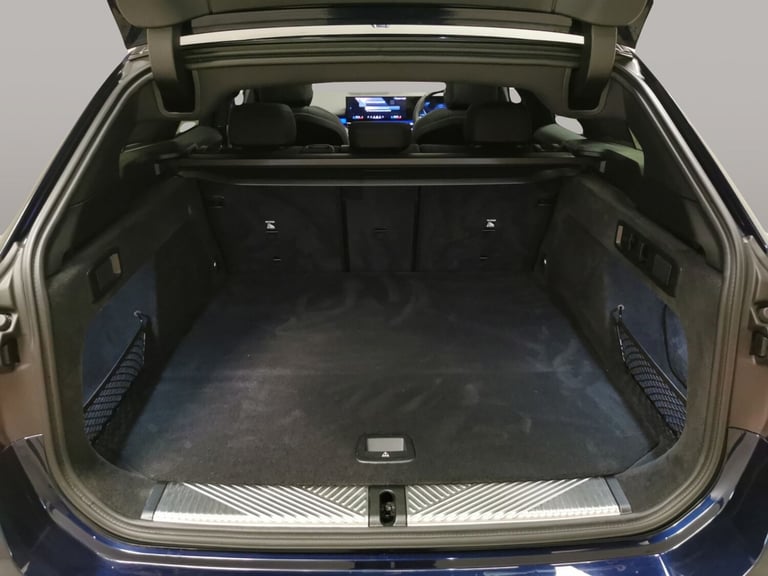 2024 BMW i5 40 83.9kWh M Sport Touring 5dr Electric Auto eDrive (11kW Charger) (340 ps) Estate El...