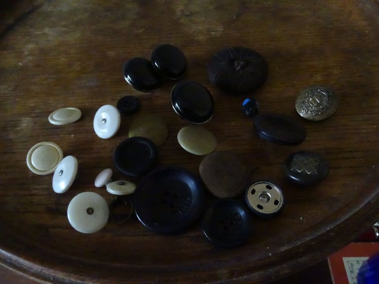 Vintage Buttons - various 1940s - 1990s - bundle as seen