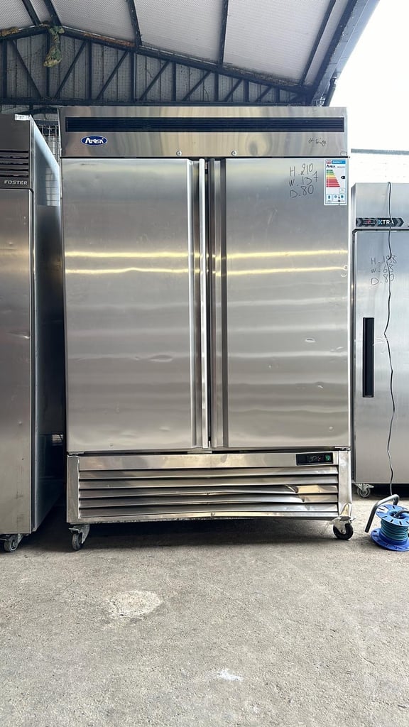 Commercial fridges freezers chiller pizza foster Williams 